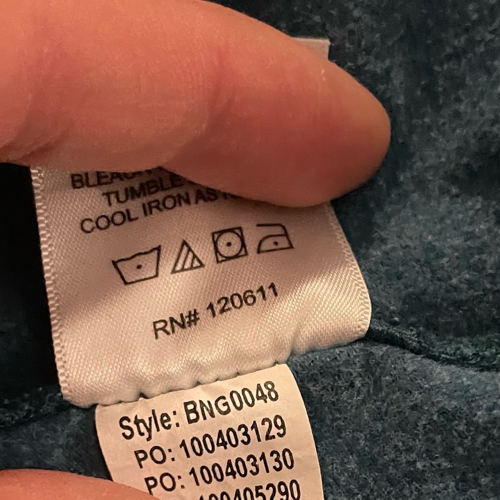 BASIN + RANGE Lightweight Pullover Fleece - Picture 6 of 6
